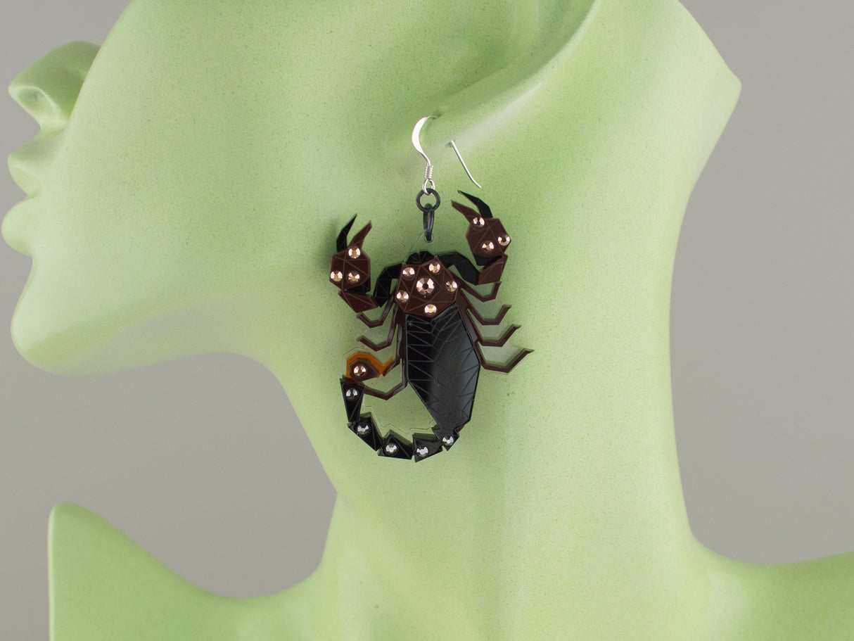 Scorpion Earrings - Capri Noir
