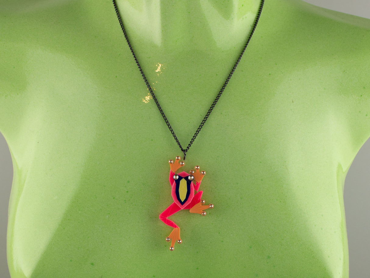 Tree Frog Pendant - Comet