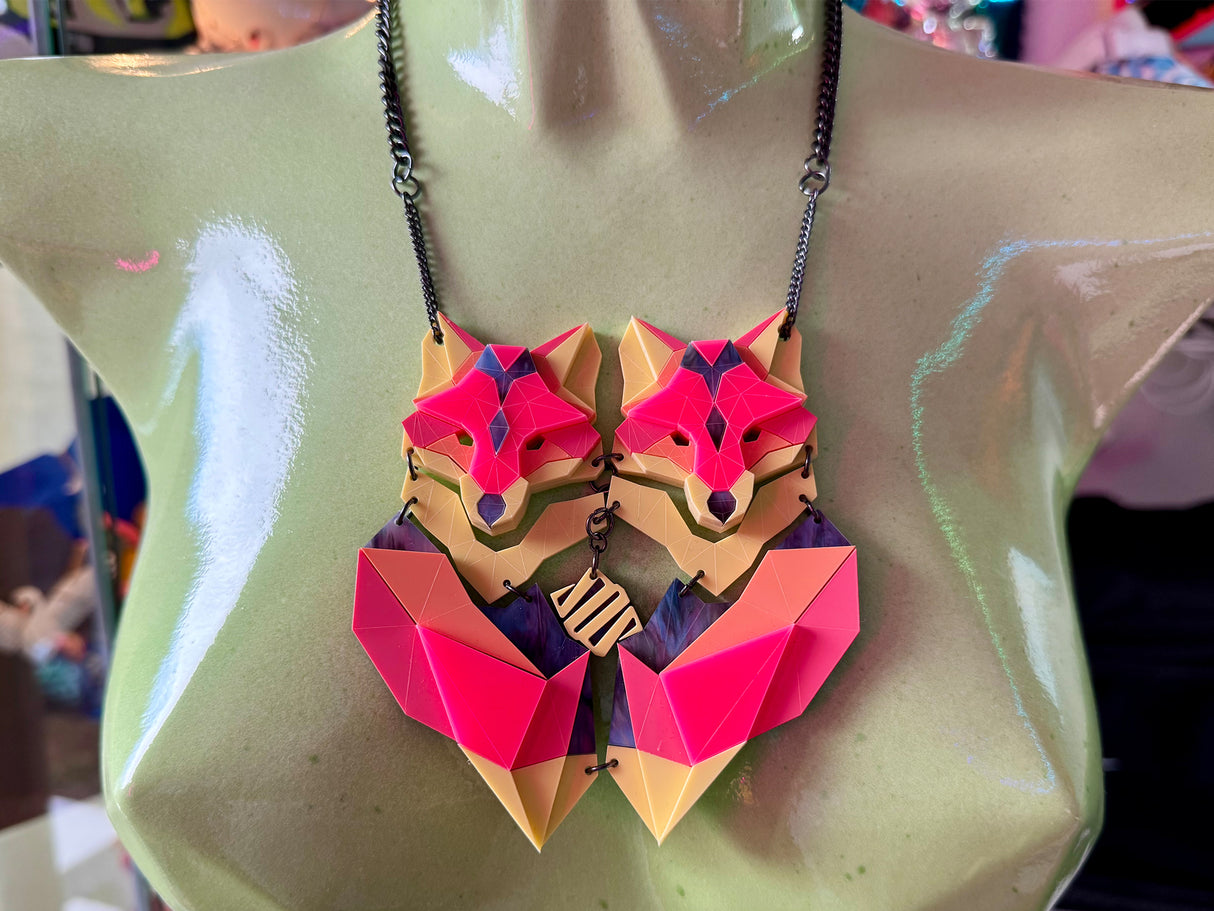 Twin Fox Necklace - Comet