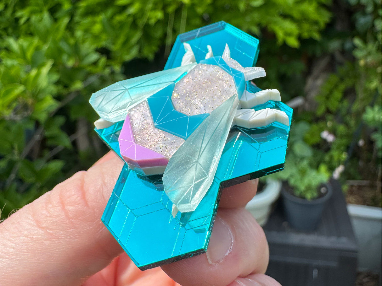 Bumblebee & Hive Brooch - Miami Sound Machine
