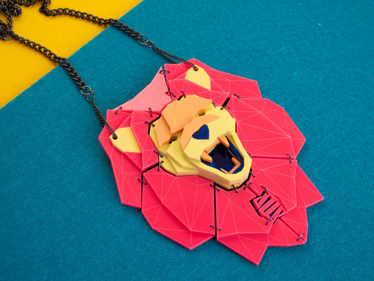Lion Necklace - Comet